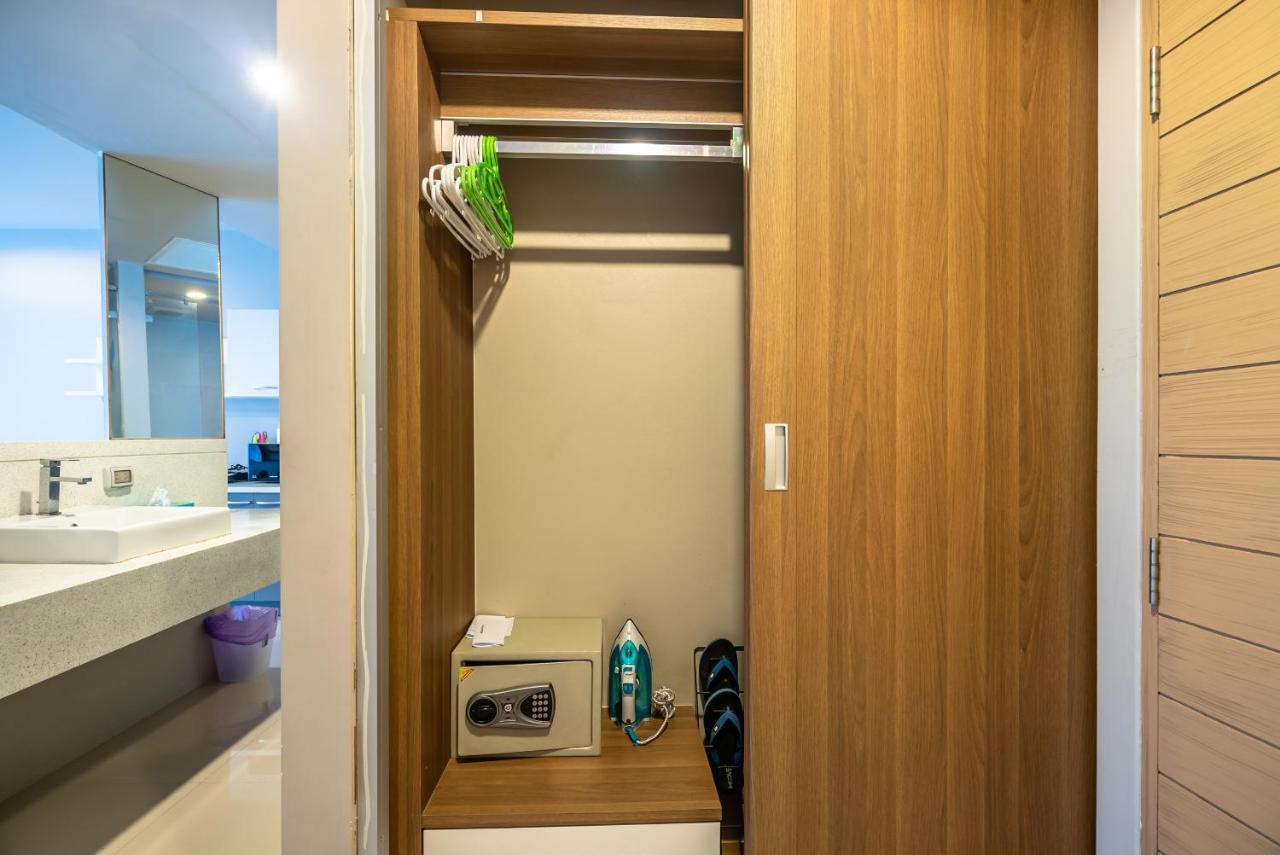The Ark At Veloche Group By Lofty Apartment Karon Room photo